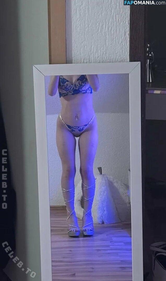 Lucy Müller / https: / luisaahartmann / luisaamachtfaxxen / luisahartmann Meztelen OnlyFans  Kikerült fotó #6