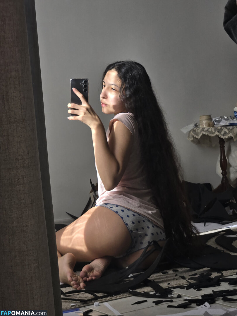 Luna Myosotis / LunaMyosotis Meztelen OnlyFans  Kikerült fotó #3