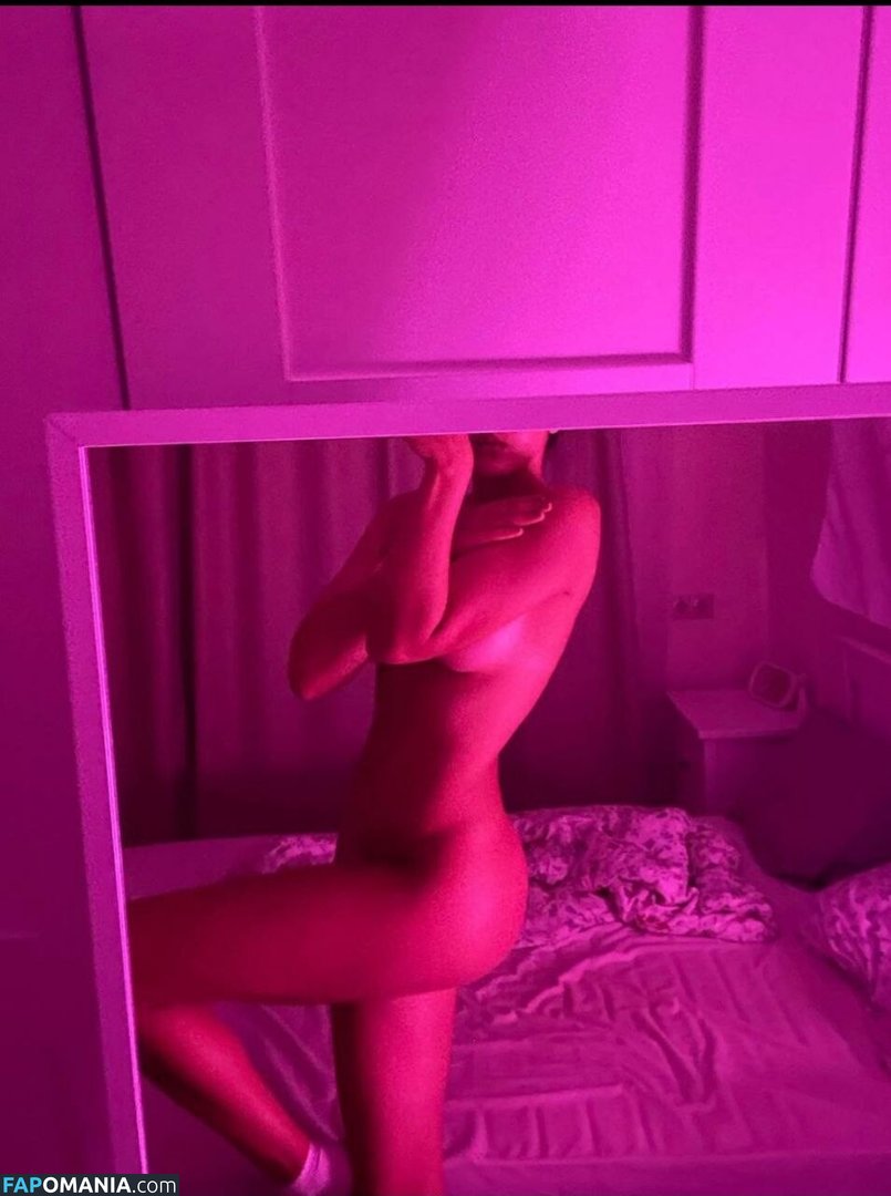 Lydia / owlida / pissqu33n Meztelen OnlyFans  Kikerült fotó #3