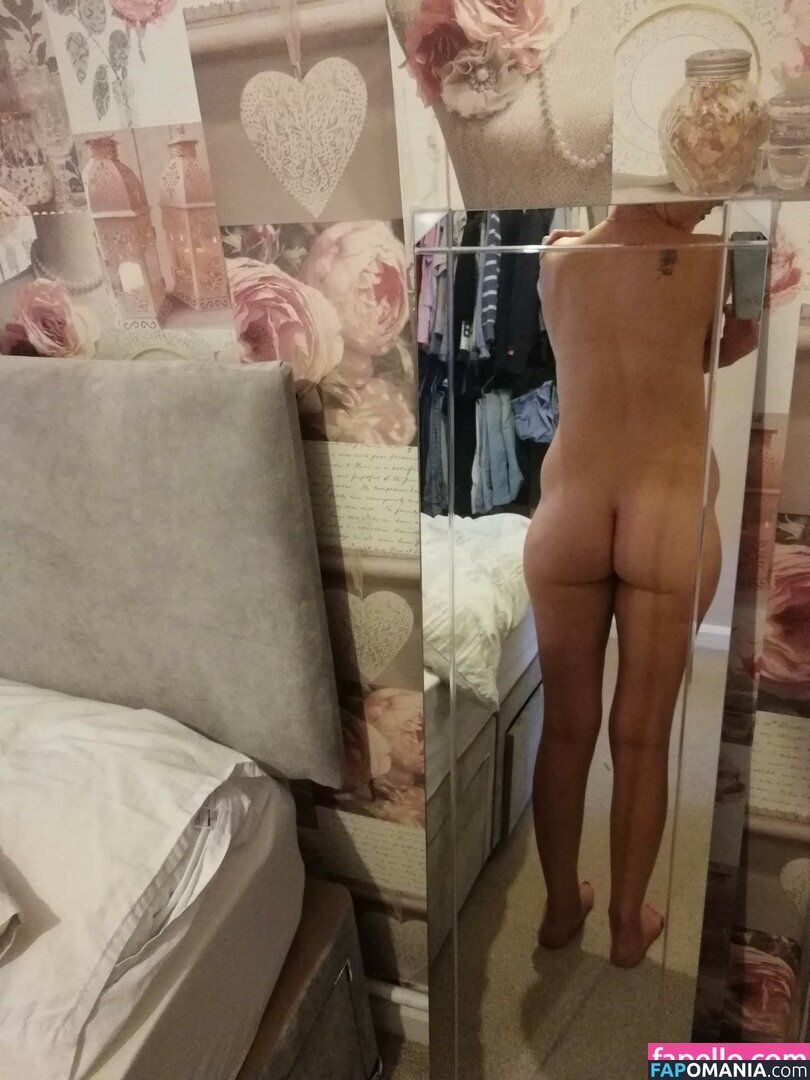 Lyl_24 / layla_24 Meztelen OnlyFans  Kikerült fotó #3