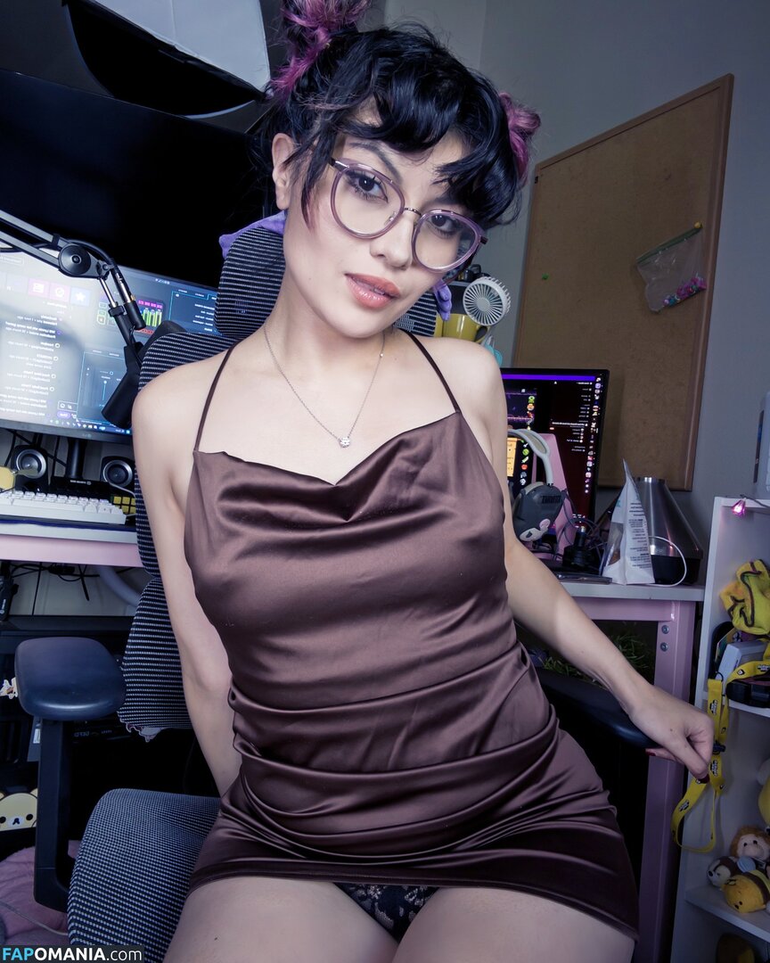 Lynniebrat / Lynniequin / lynniequinvip Meztelen OnlyFans  Kikerült fotó #8