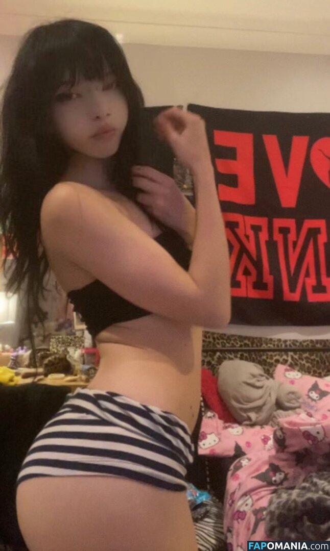 Lyraleafs / lyrafaelovesyou Meztelen OnlyFans  Kikerült fotó #3