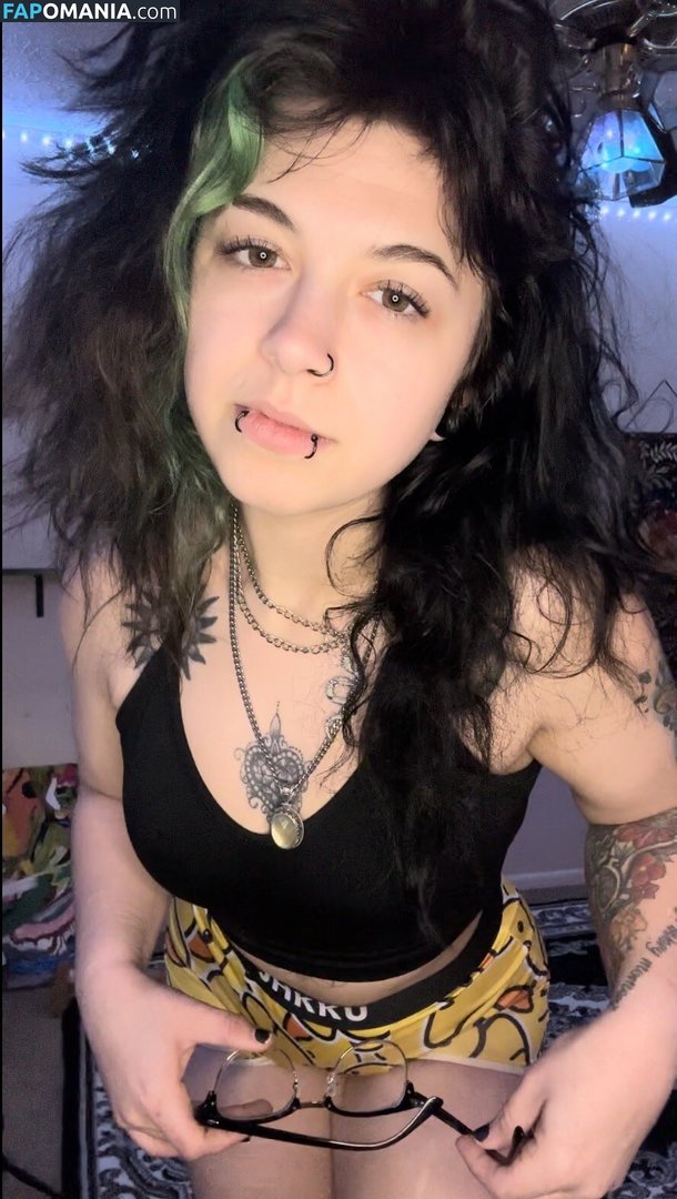 Lyssa Lowe / emopoisonivy / fairlyodd222 / fairlyodd999 Meztelen OnlyFans  Kikerült fotó #7