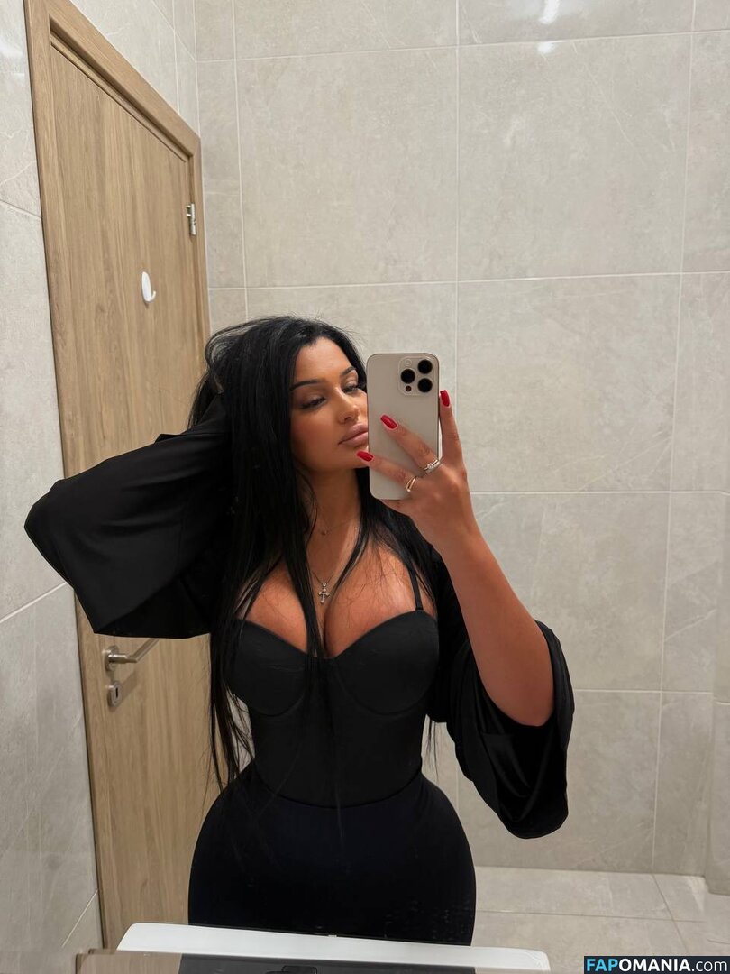 _.lyuda._ / _.lyudka._1 / big mama Meztelen OnlyFans  Kikerült fotó #3