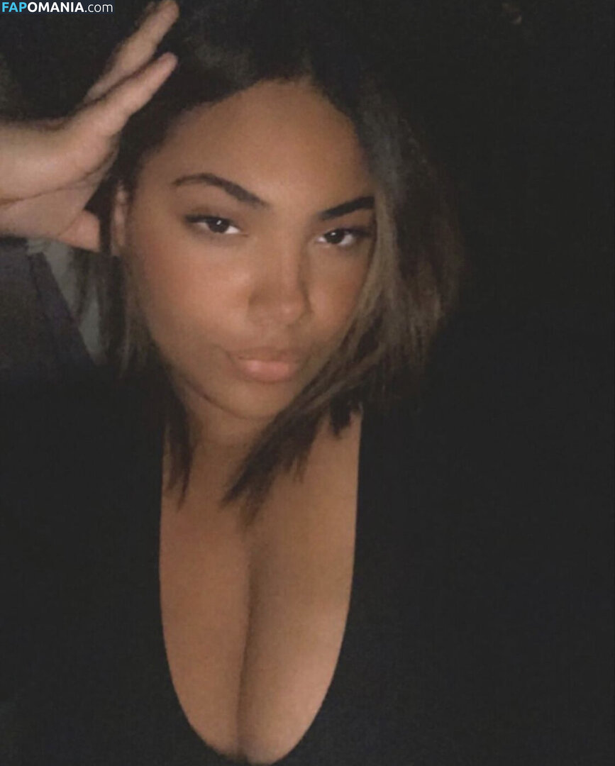 m.ariaher_ Meztelen OnlyFans  Kikerült fotó #2