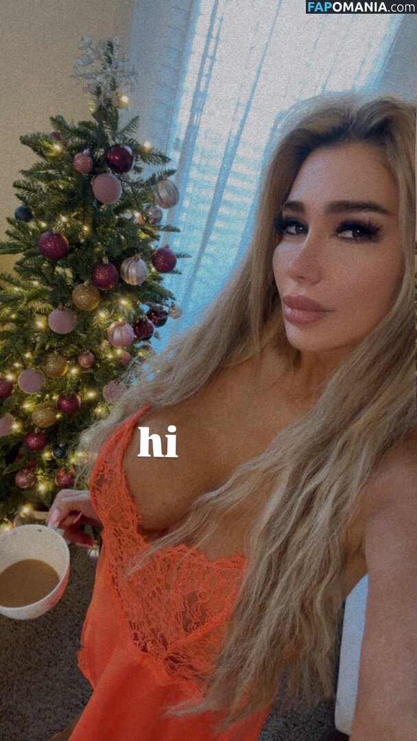 M___A___N___I / https: / ma___nni / ma___nni2 Meztelen OnlyFans  Kikerült fotó #5