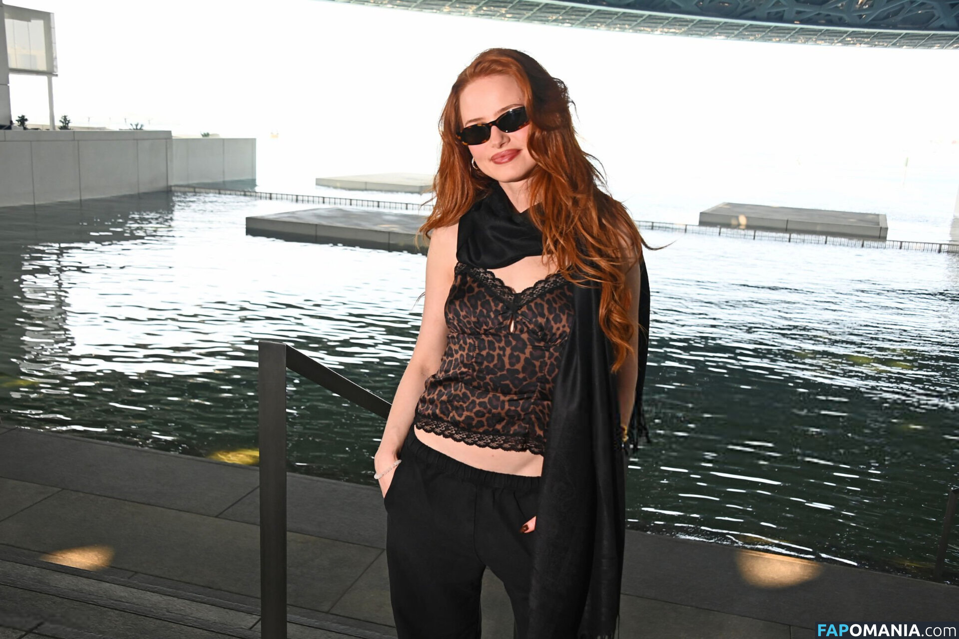 Madelaine Petsch / madelame Meztelen OnlyFans  Kikerült fotó #12
