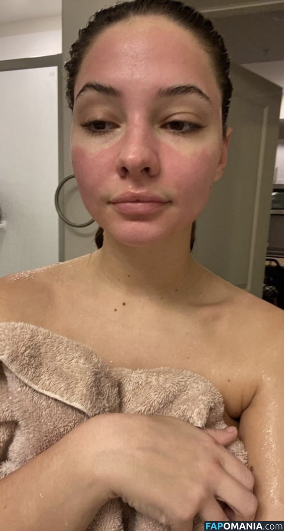Madelyn Cline / madelyncline Meztelen OnlyFans  Kikerült fotó #2