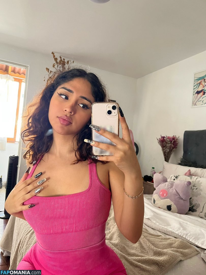 mademoiselle.gia / mademoisellegia / peruvianputa Meztelen OnlyFans  Kikerült fotó #9