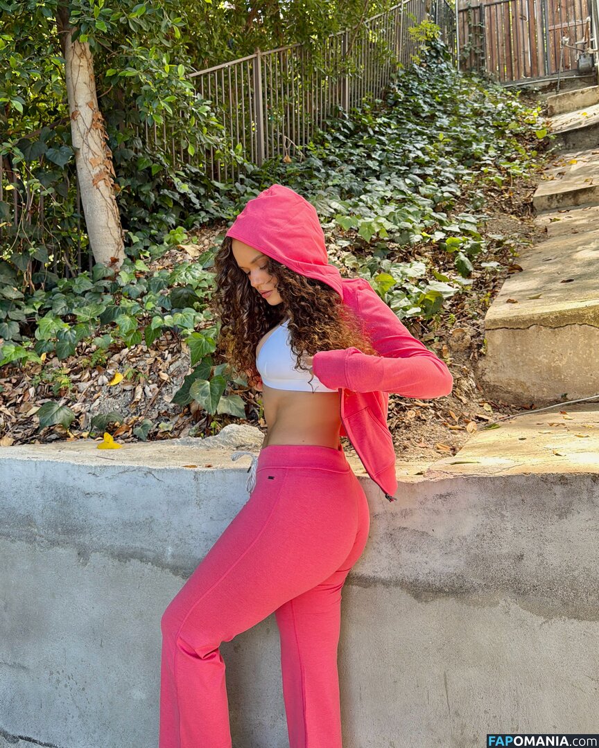 Madison Pettis / madisonpettis Meztelen OnlyFans  Kikerült fotó #577
