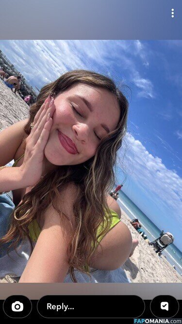 Madison Sky / MadisonSkyxoxo / https: / madison_sky_official Meztelen OnlyFans  Kikerült fotó #1