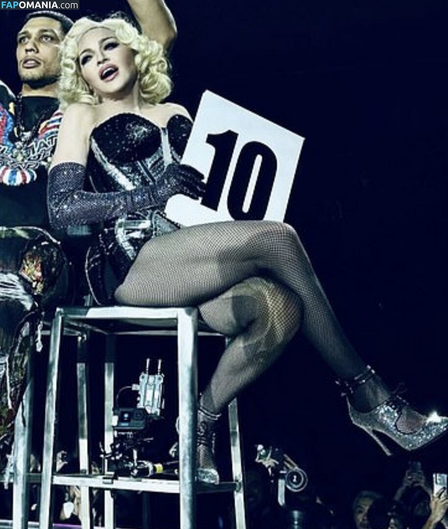 Madonna Meztelen OnlyFans  Kikerült fotó #40