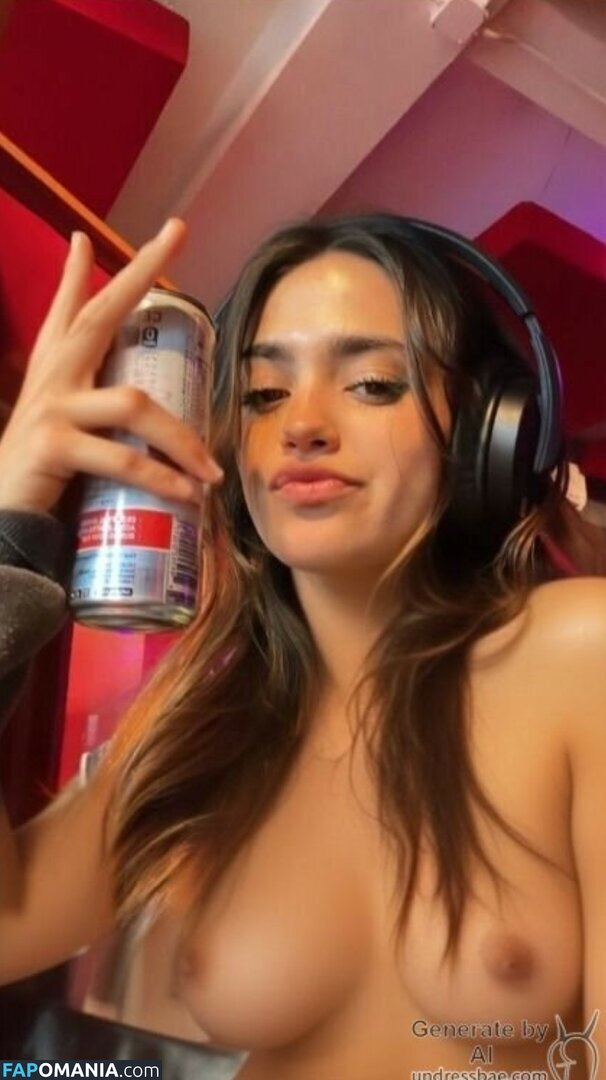 Maia Reficco / maiareficco Meztelen OnlyFans  Kikerült fotó #8