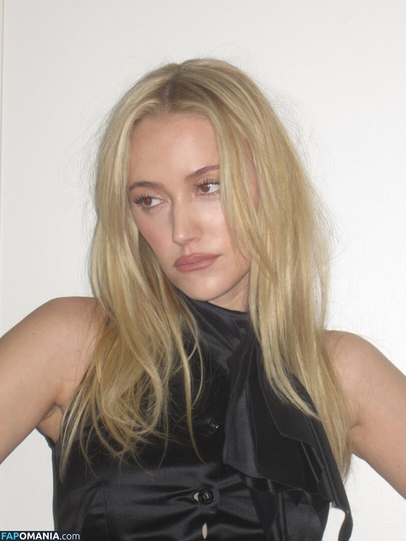 Maika Monroe / maikamonroe Meztelen OnlyFans  Kikerült fotó #19