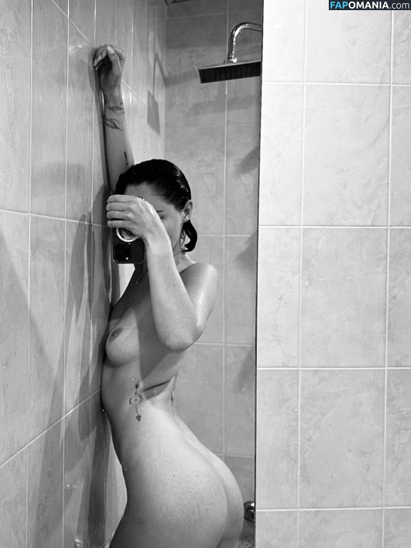MakMary_M / gmari / m_marius__ / moremvmi Meztelen OnlyFans  Kikerült fotó #13
