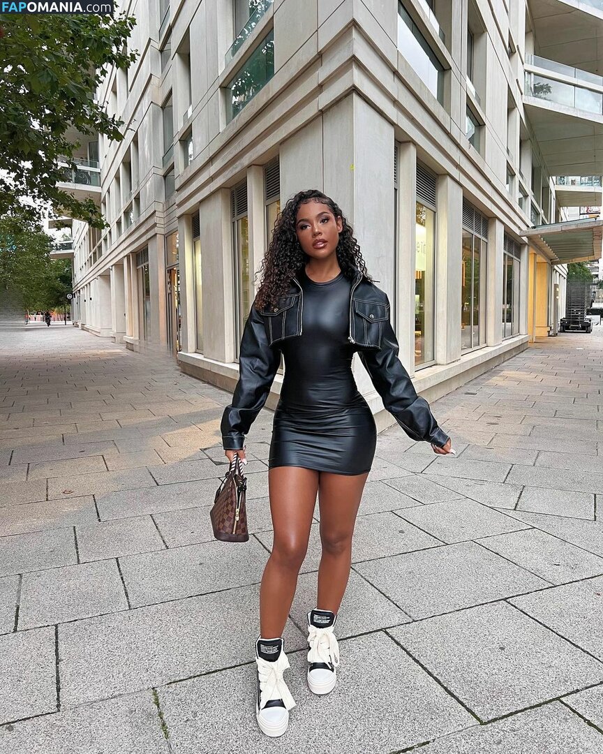 Malaika Terry / malaikaterry / malaikaterryy Meztelen OnlyFans  Kikerült fotó #101