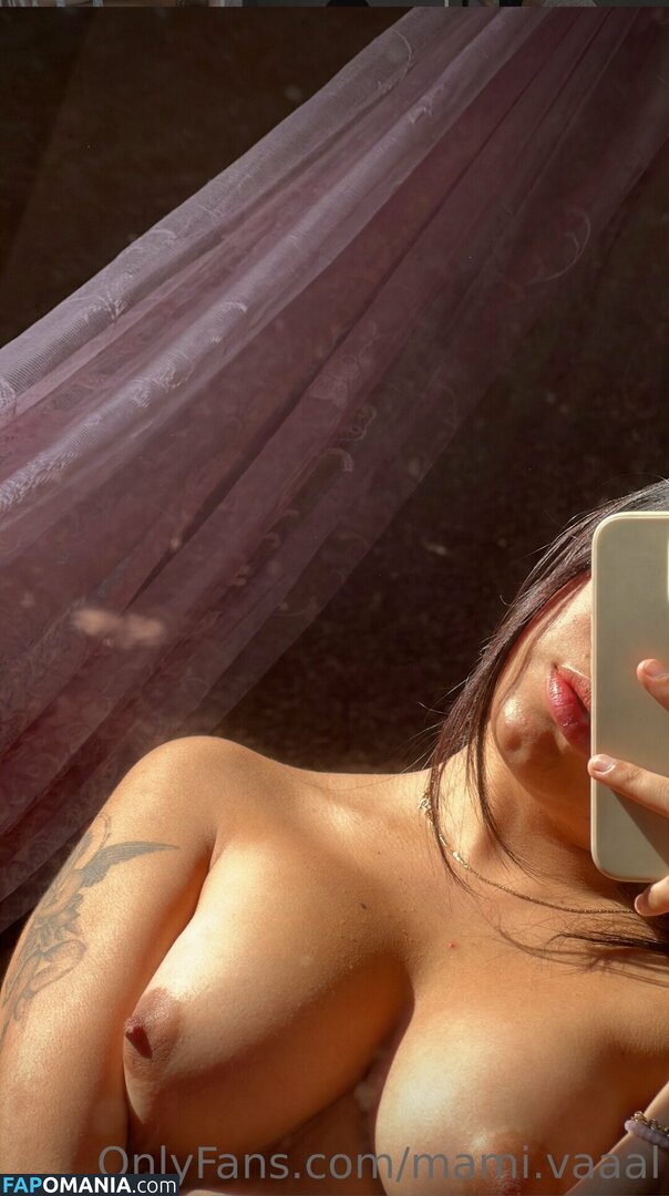 Mami.vaaal / _baby.vaaal_ / baby.vaaal Meztelen OnlyFans  Kikerült fotó #16