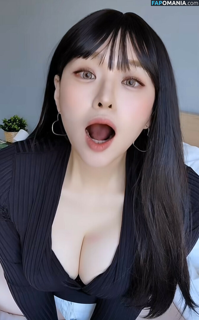 Maple's Syrups / Maple.oh / mable.oh Meztelen OnlyFans  Kikerült fotó #1