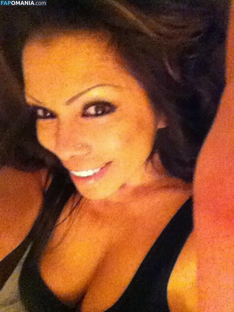 Margie / margie_rasri / margiiee69 Meztelen OnlyFans  Kikerült fotó #1