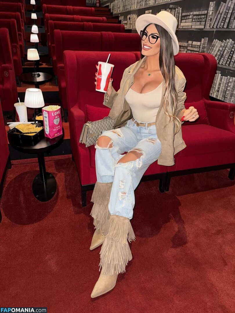Croatian Girl / Marija Meglaj / https: / marijameglaj / marijameglaj11 Meztelen OnlyFans  Kikerült fotó #97