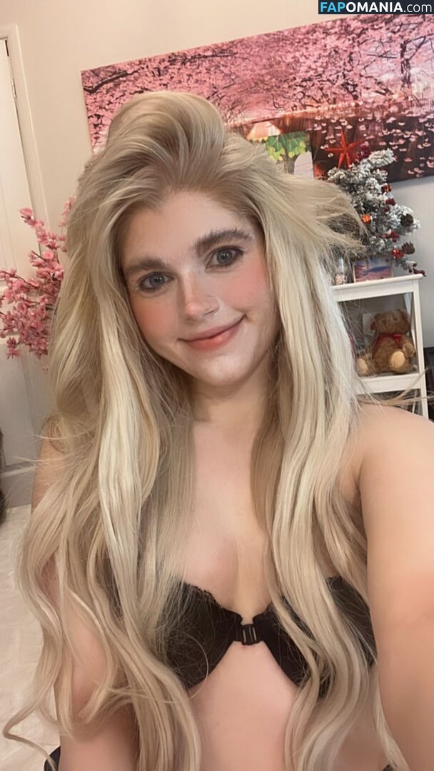 Marina Joyce / marinamewmeow Meztelen OnlyFans  Kikerült fotó #1