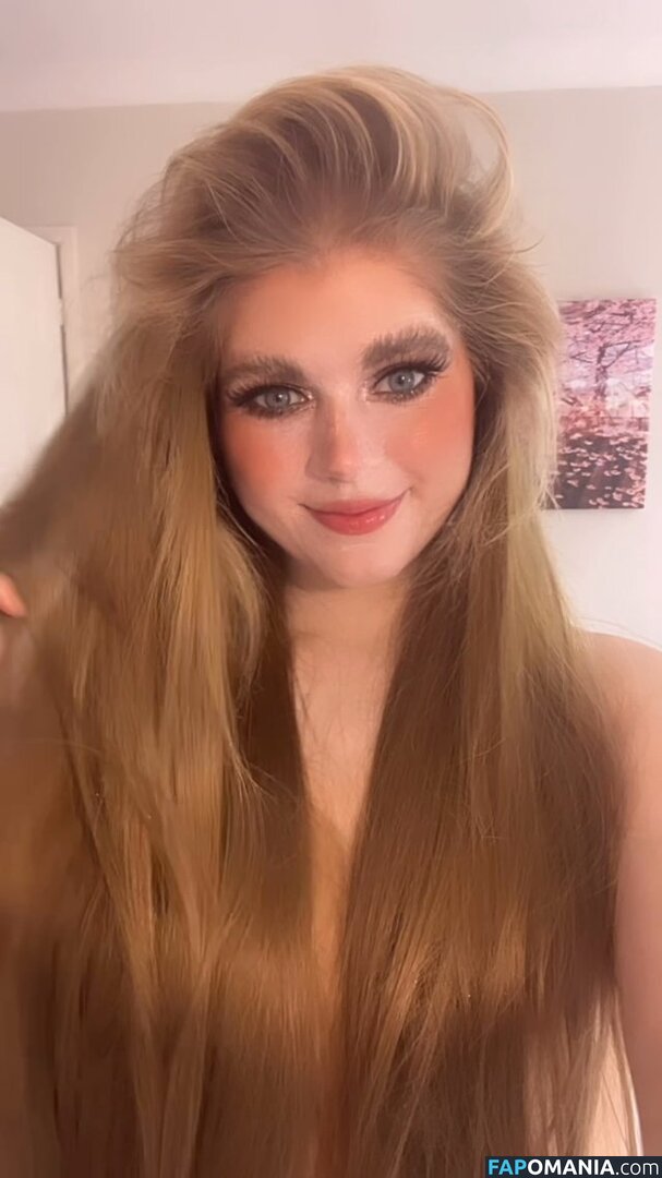 Marina Joyce / marinamewmeow Meztelen OnlyFans  Kikerült fotó #3