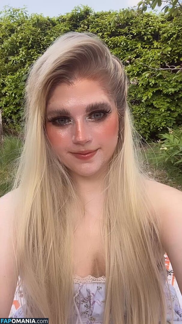 Marina Joyce / marinamewmeow Meztelen OnlyFans  Kikerült fotó #5