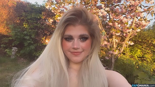 Marina Joyce / marinamewmeow Meztelen OnlyFans  Kikerült fotó #12