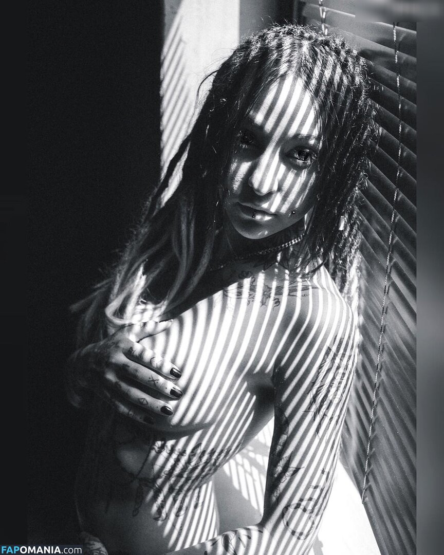 Marry Boeh / Vampvirya / marryboeh / theblxckwolf Meztelen OnlyFans  Kikerült fotó #79