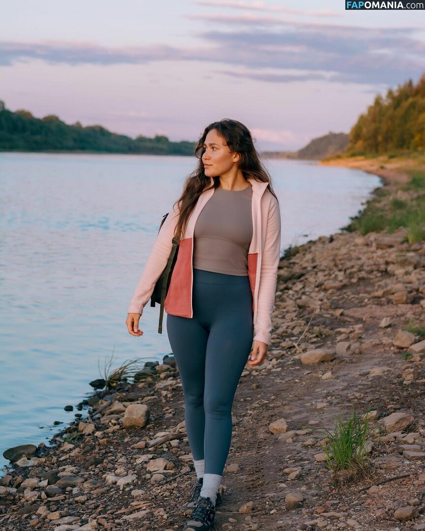 Marusya Shiklina / Marusya outdoors / marusya / marusya.shiklina Meztelen OnlyFans  Kikerült fotó #68