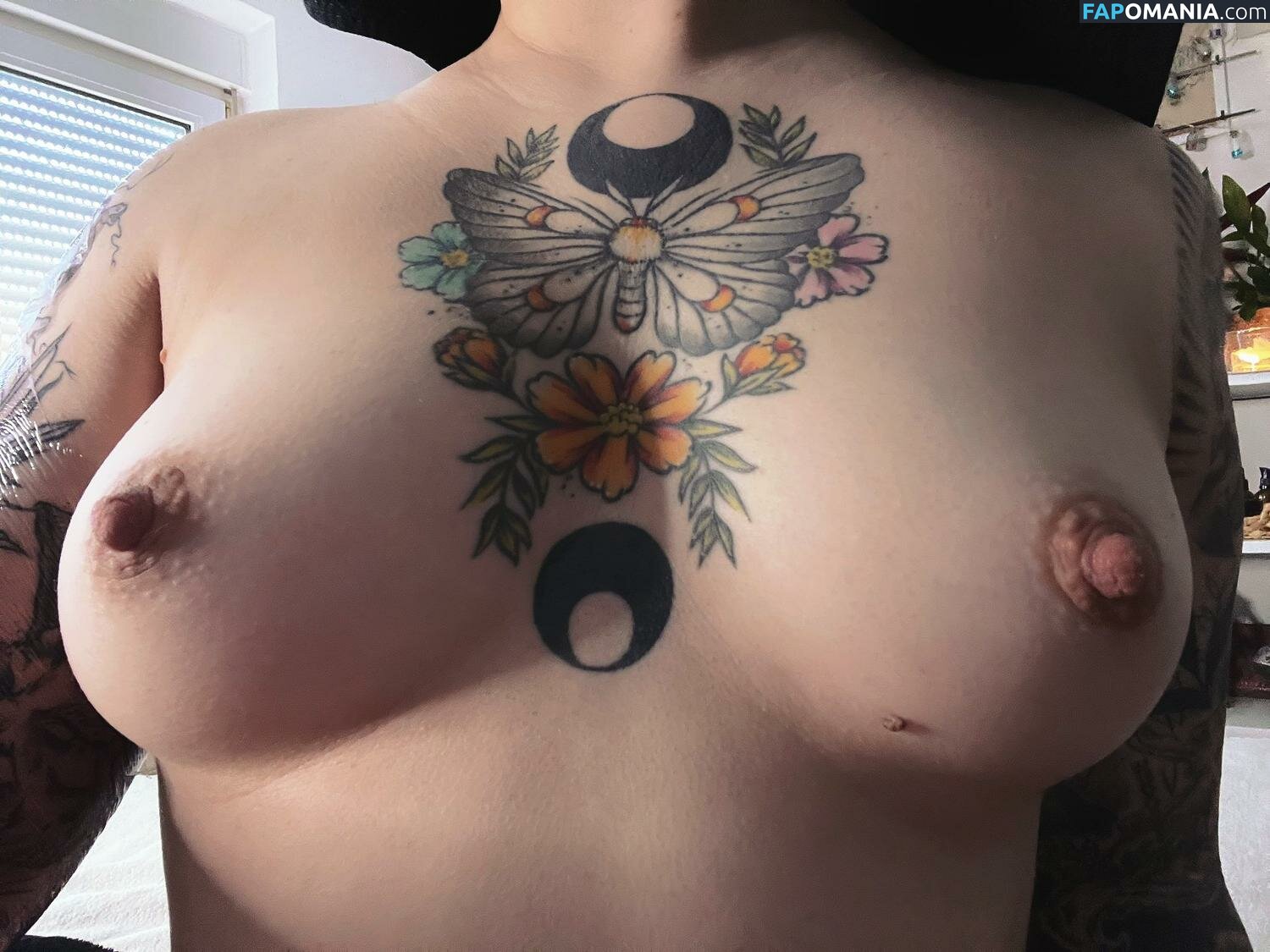 Repulsive_Fall_3062 / marysaccharine / marysaccharine_ Meztelen OnlyFans  Kikerült fotó #24