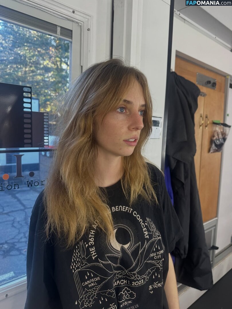 Maya Hawke / maya_hawke / neohawk2 Meztelen OnlyFans  Kikerült fotó #478