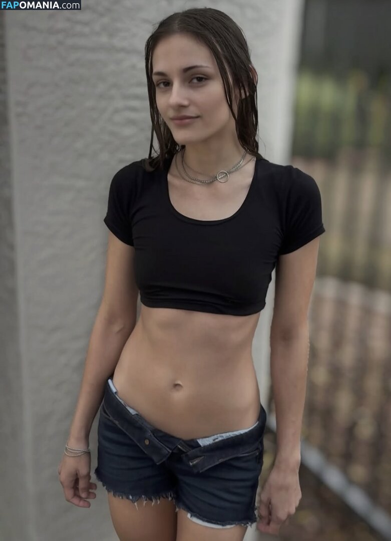 mazikeengme Meztelen OnlyFans  Kikerült fotó #4