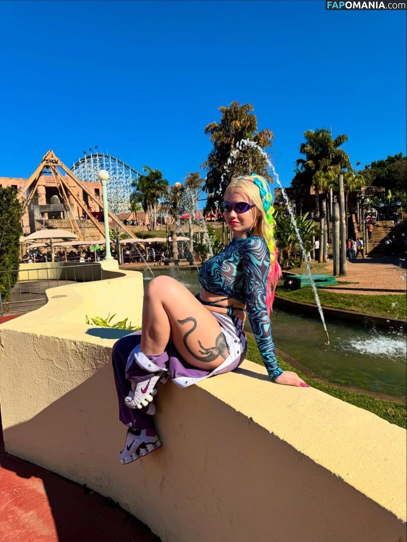 MC Erikah / mcerikah / mcerikahofc Meztelen OnlyFans  Kikerült fotó #3