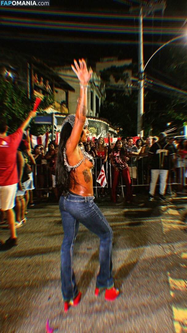 MC Rebecca / rebecca Meztelen OnlyFans  Kikerült fotó #2