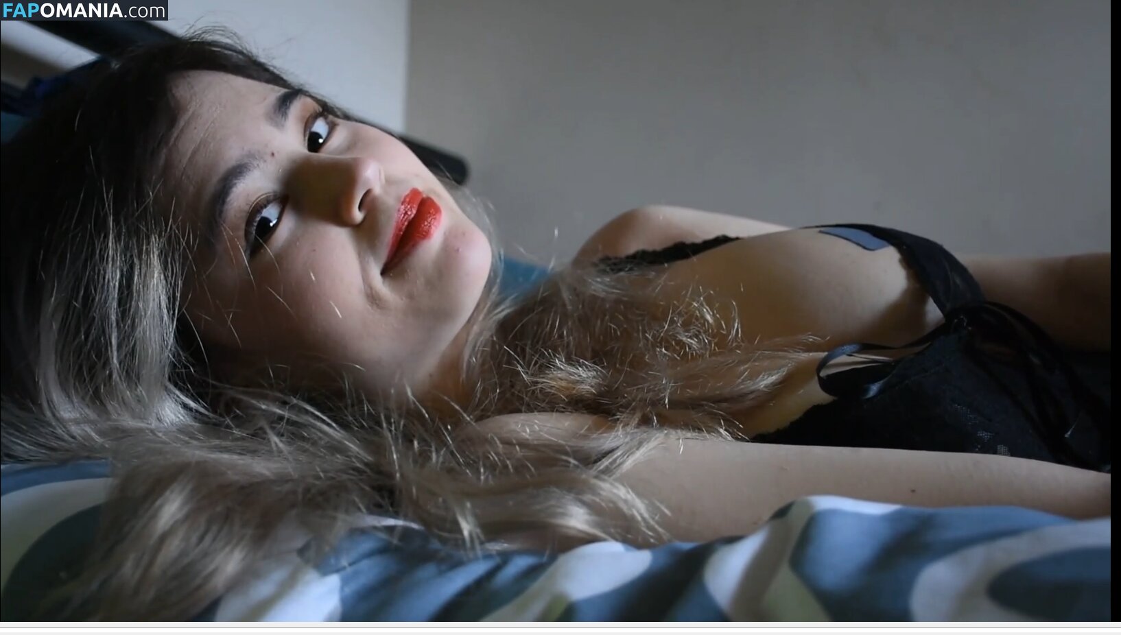 chioubei / gamerkittyx / mcb / mcb_illinois Meztelen OnlyFans  Kikerült fotó #1