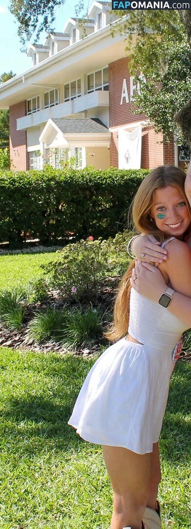 McCoy / mccoy_penland Meztelen OnlyFans  Kikerült fotó #2