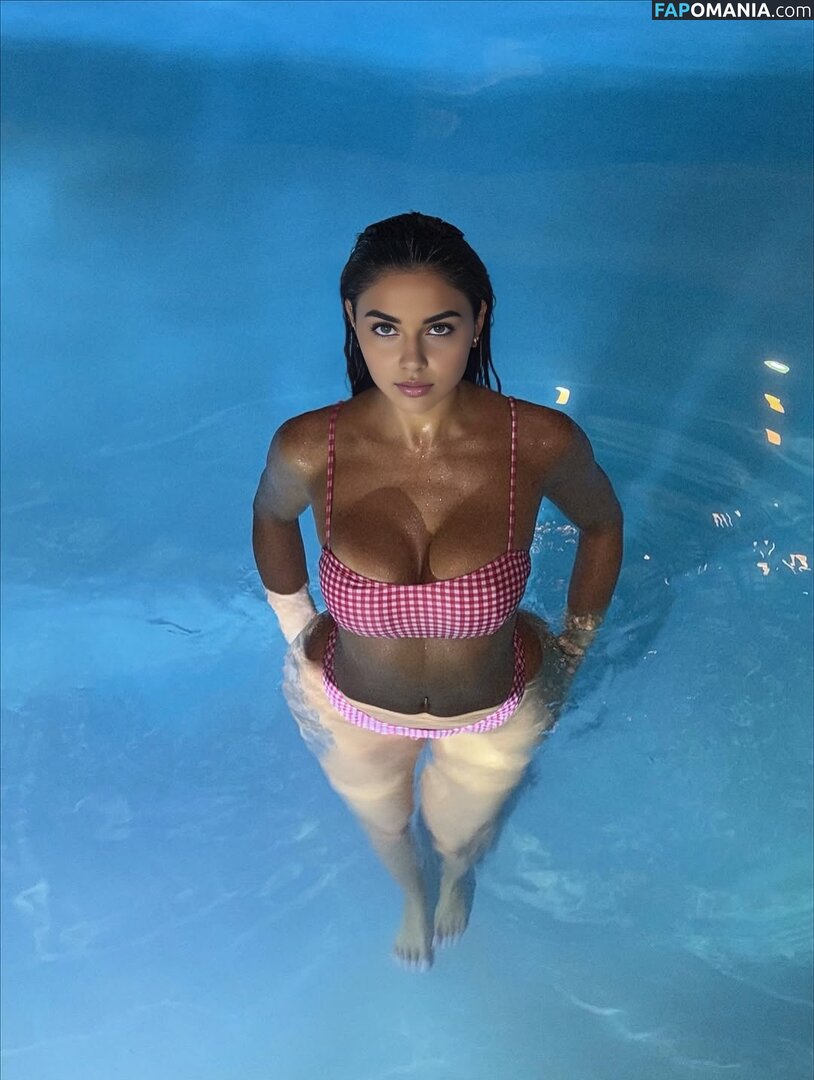 MeeraRai / meeraraefree / meerarai.chouhan Meztelen OnlyFans  Kikerült fotó #3