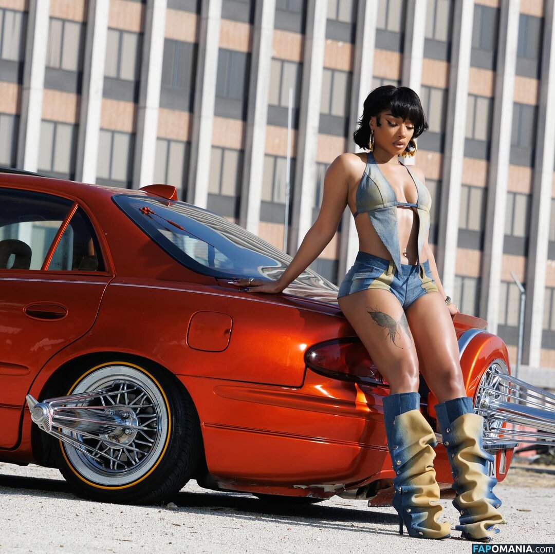 Megan Thee Stallion / megsss_91 / theestallion Meztelen OnlyFans  Kikerült fotó #43