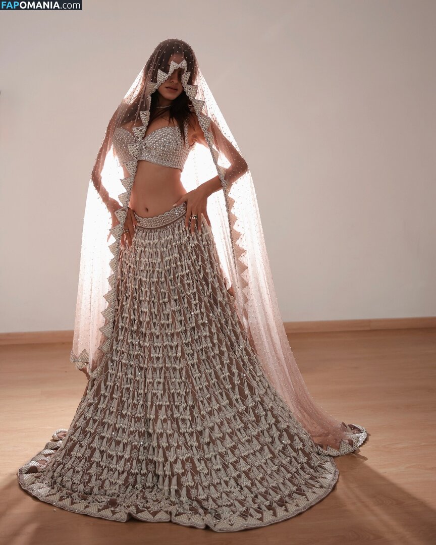 Meghna Kaur / shetroublemaker Meztelen OnlyFans  Kikerült fotó #11