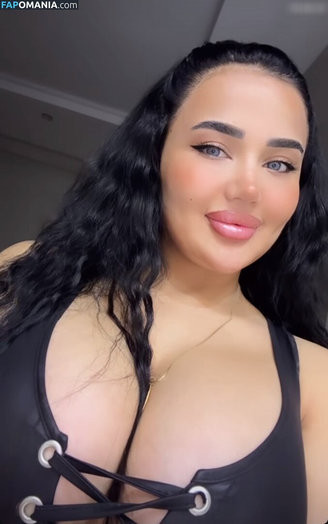 Melek Azad / melek.azd / melekazad Meztelen OnlyFans  Kikerült fotó #35