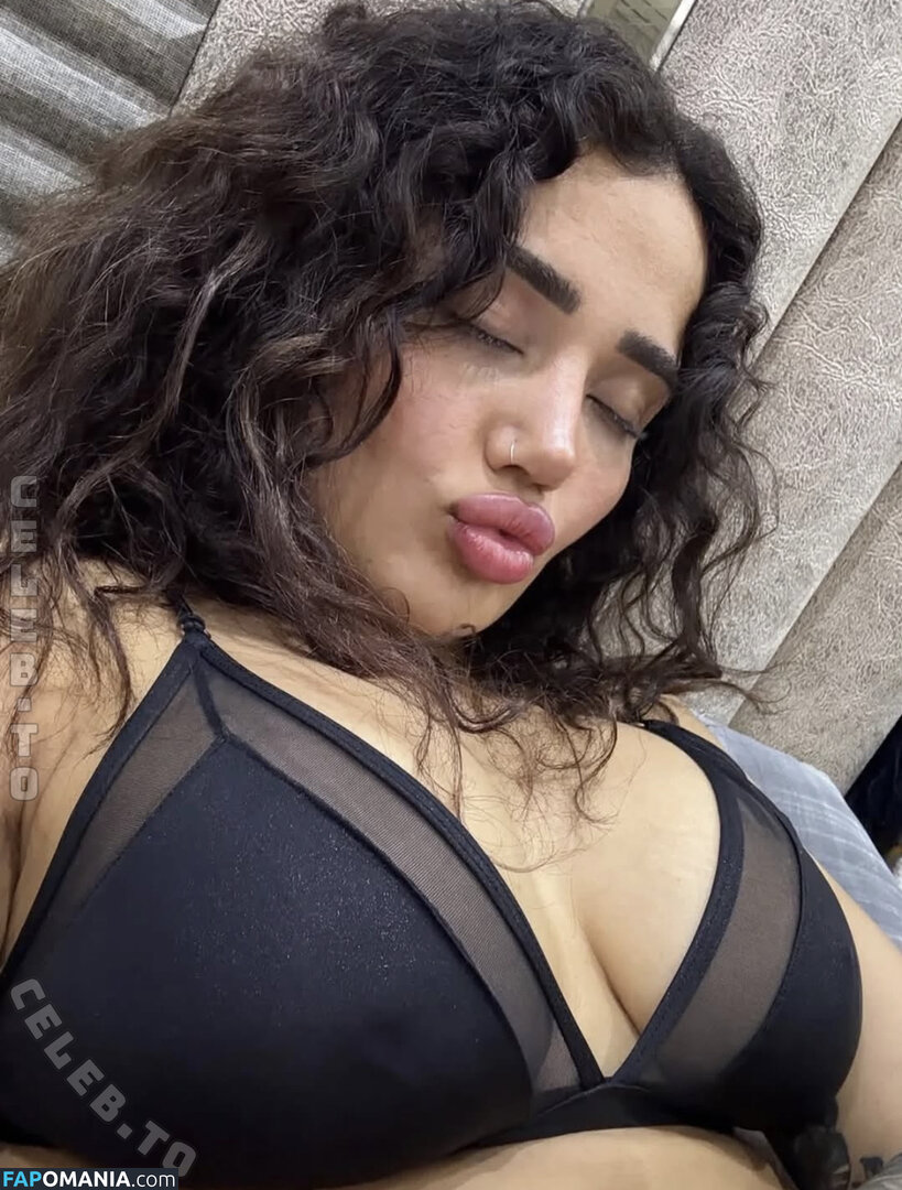 Melek Azad / melek.azd / melekazad Meztelen OnlyFans  Kikerült fotó #36