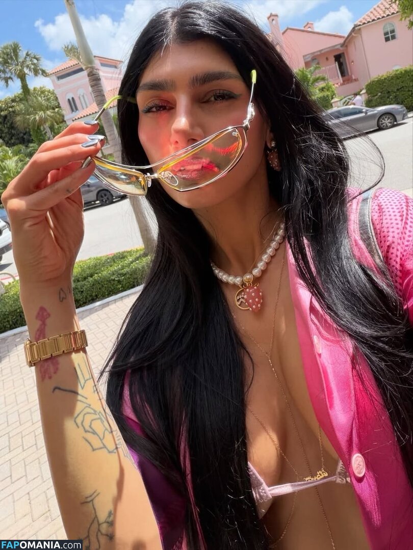 Mia Khalifa / https: / miakhalifa Meztelen OnlyFans  Kikerült fotó #109