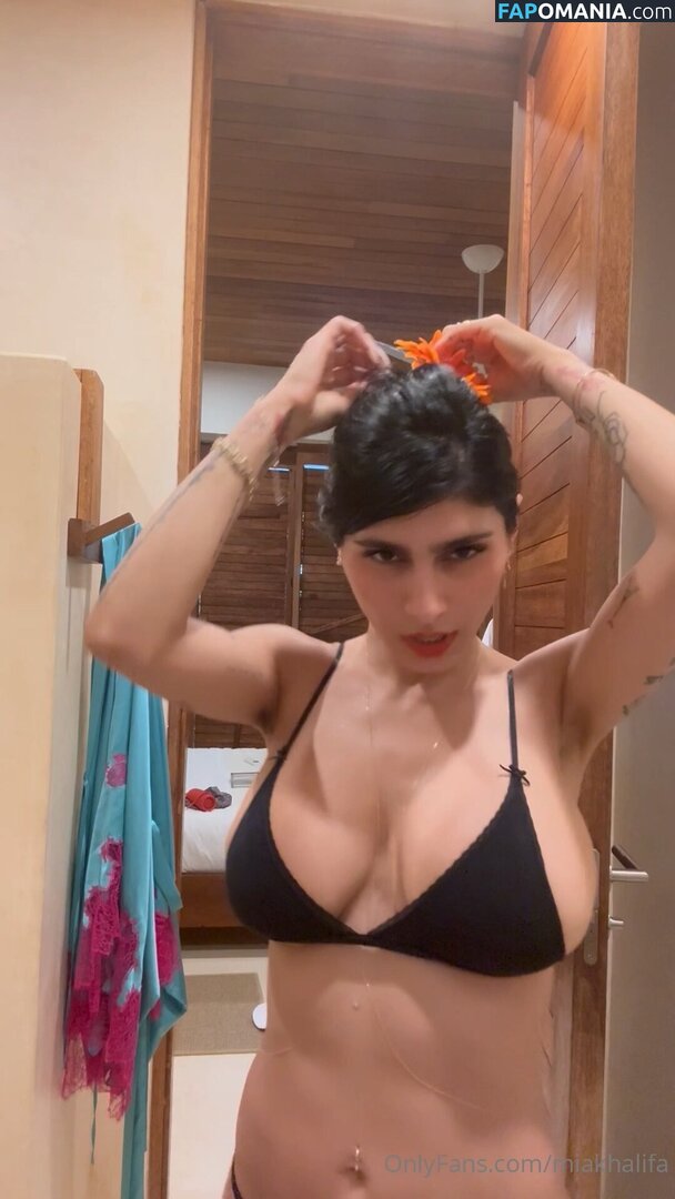 Mia Khalifa / https: / miakhalifa Meztelen OnlyFans  Kikerült fotó #118