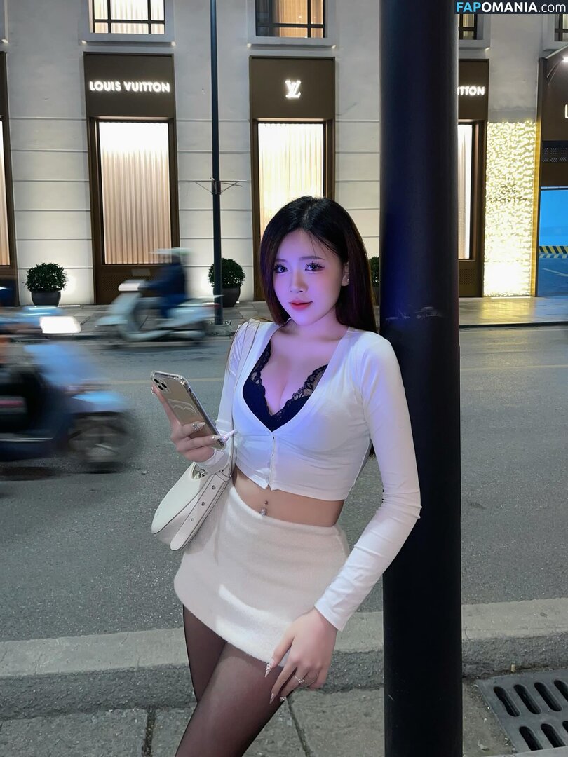 _mianh.1001 Meztelen OnlyFans  Kikerült fotó #5