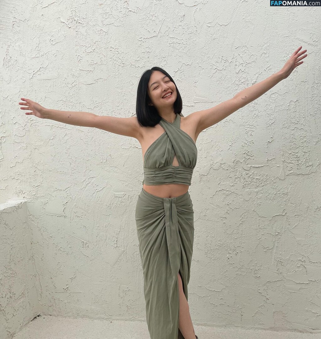 Michaela Zee / michaelazee / sheismichaela Meztelen OnlyFans  Kikerült fotó #12