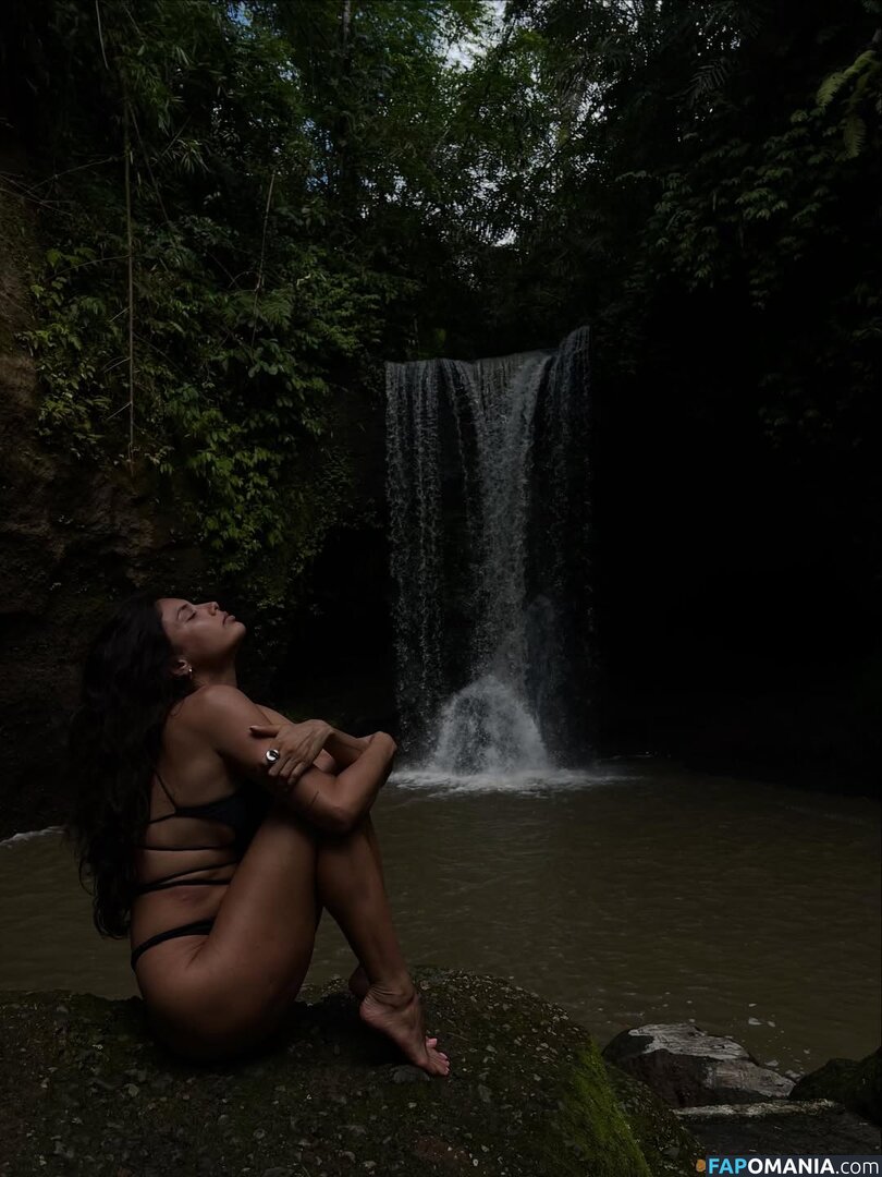 Michelle Andrade / https: / mish_andrade / mishvirmish Meztelen OnlyFans  Kikerült fotó #7
