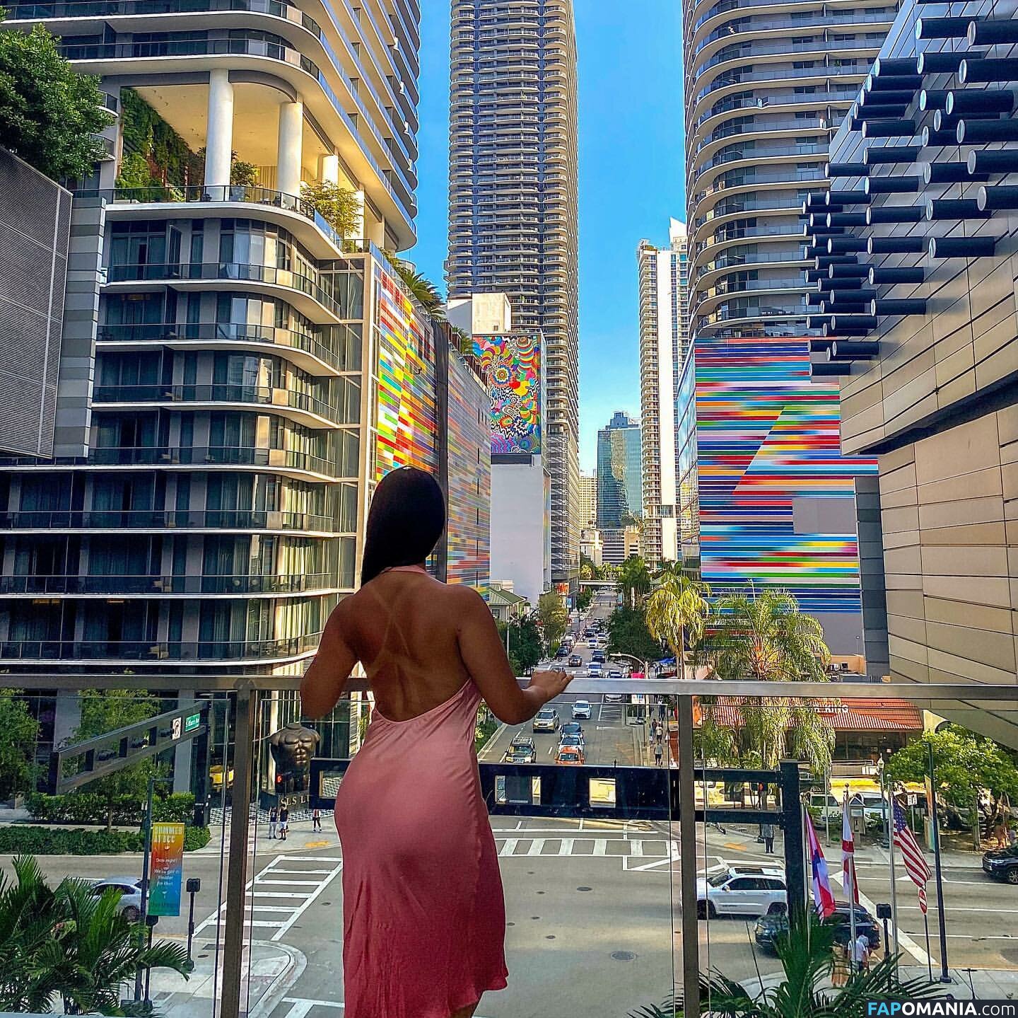 Michelle Benitez / michelle.beniteztv Meztelen OnlyFans  Kikerült fotó #26