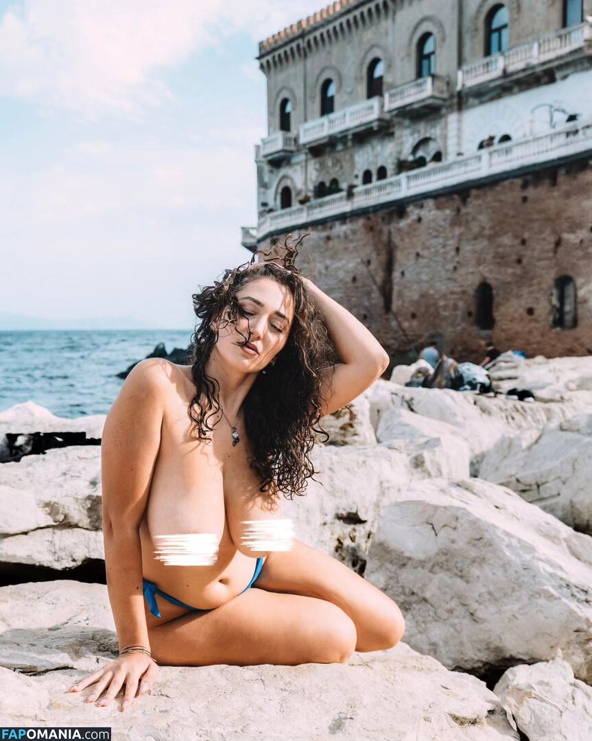 Micol Quirino / micolquirino_ / rometonaples Meztelen OnlyFans  Kikerült fotó #2