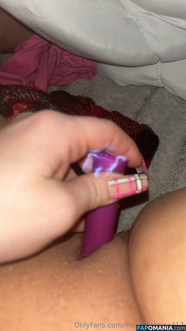 Holly / Midwest Spice 317 / midwestspice317 / randomess317 / randomesss86 Meztelen OnlyFans  Kikerült fotó #8